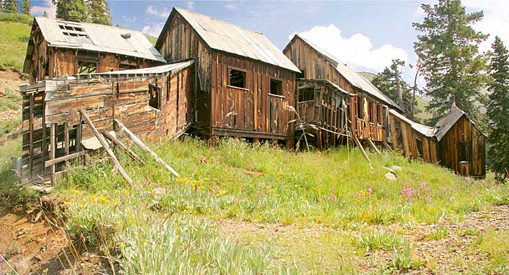 Mine at Picayne Gulch